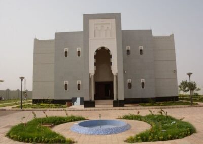 الواجهة الأمامية