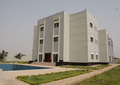 الواجهة الخلفية