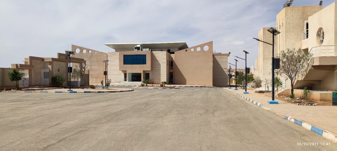 مجمع رياضي بشار – الجزائر