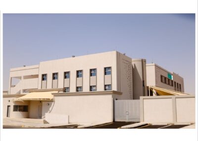 مشروع تنفيذ 3 مدارس لشركة تطوير المباني في الرياض